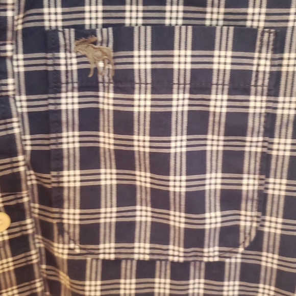 Mens Abercrombie muscle fit button down - Picture 3 of 5